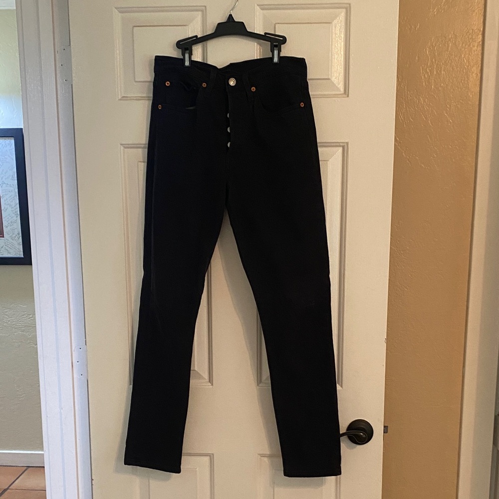 Black 501 skinny jeans, size 26